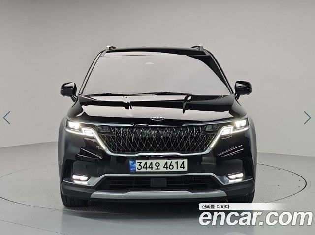 Kia Carnival 4-го поколения 9-Seater Signature - фото 1