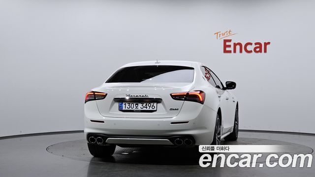 Maserati Ghibli 2.0 GT 3rd - фото 2