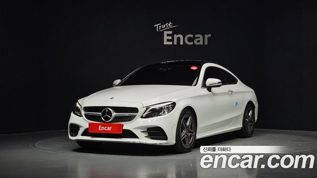 Mercedes-Benz C-Class W205 C200 Coupe - фото 0