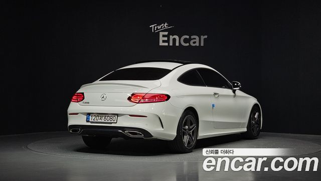 Mercedes-Benz C-Class W205 C200 Coupe - фото 1