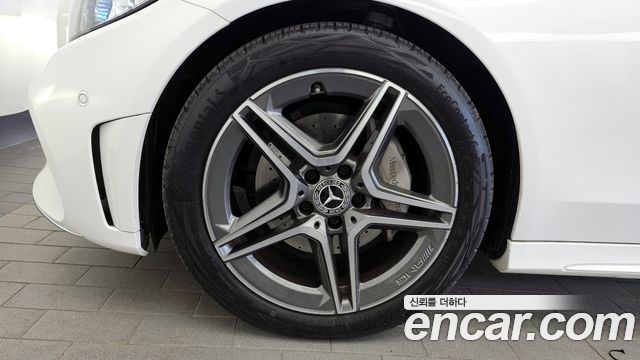 Mercedes-Benz C-Class W205 C200 Coupe - фото 4