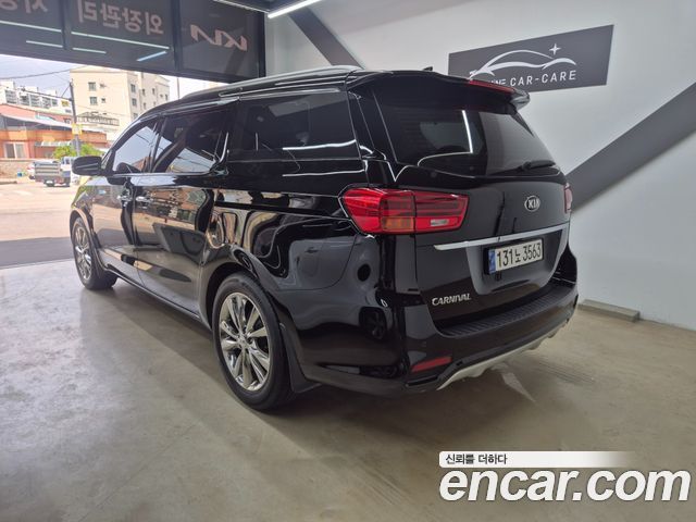Kia Carnival Новый 9-Seater Prstige - фото 2