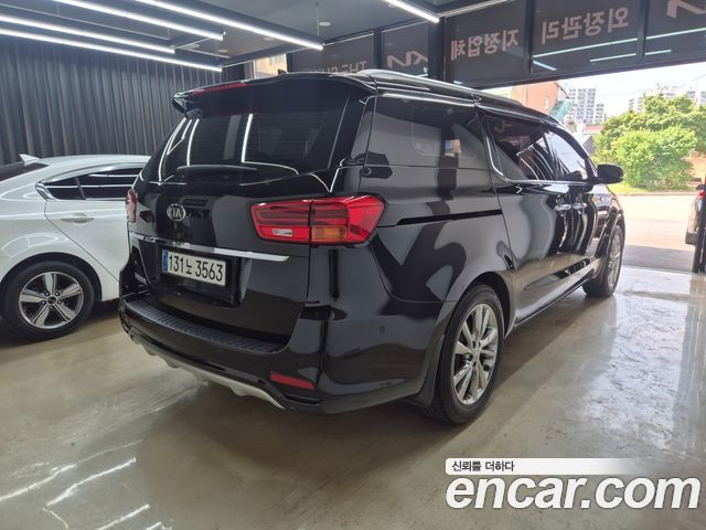 Kia Carnival Новый 9-Seater Prstige - фото 4