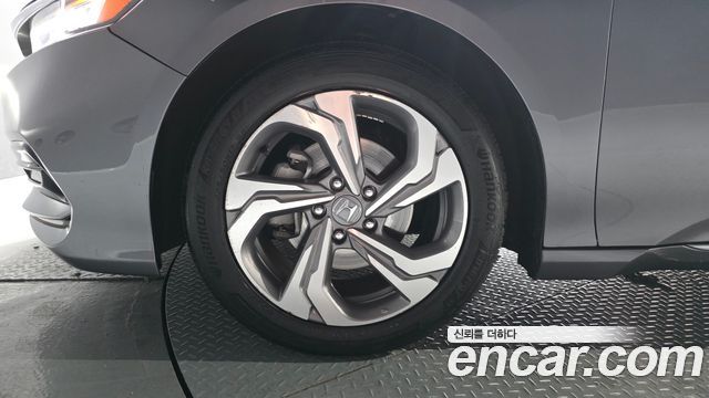 Honda Accord 10-го поколения 1.5 Turbo - фото 4