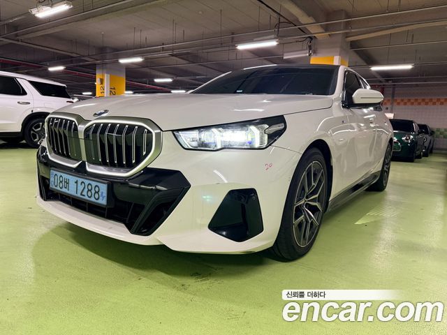 BMW i5 G60 eDrive 40 M Sport - фото 0