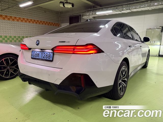 BMW i5 G60 eDrive 40 M Sport - фото 1