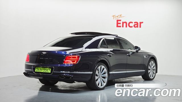 Bentley Flying Spur 3-го поколения 4.0 - фото 1