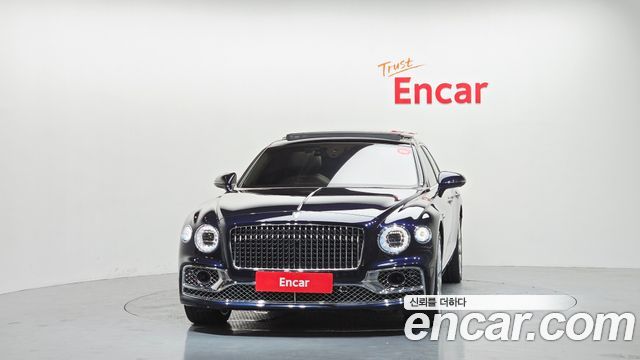 Bentley Flying Spur 3-го поколения 4.0 - фото 2