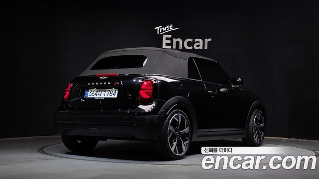 Mini Cooper Convertible 4-го поколения Favoured - фото 1