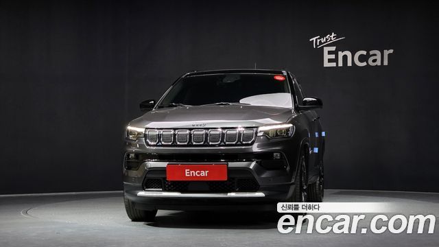 Jeep Compass 2-го поколения 2.4 Limitied AWD - фото 2