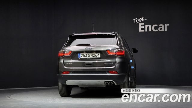 Jeep Compass 2-го поколения 2.4 Limitied AWD - фото 3