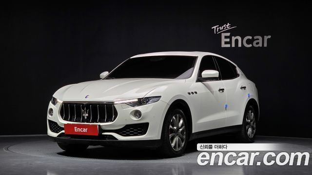Maserati Levante 3.0 Diesel AWD - фото 0