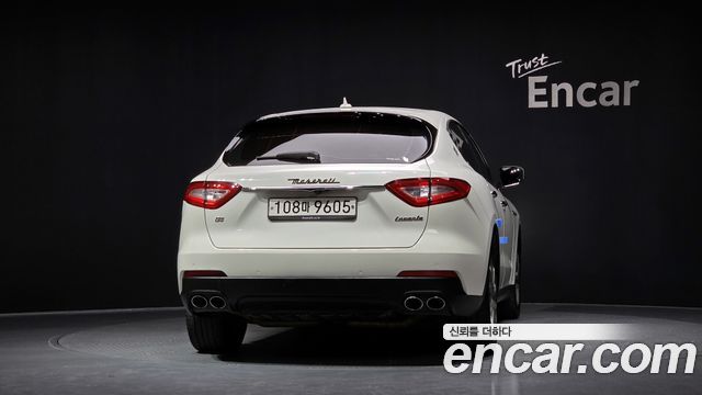 Maserati Levante 3.0 Diesel AWD - фото 3