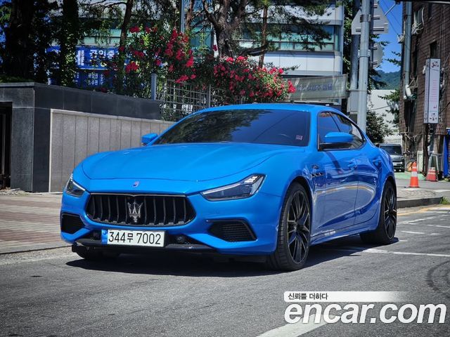 Maserati Ghibli 3.0S Q4 F Tributo 3rd - фото 0