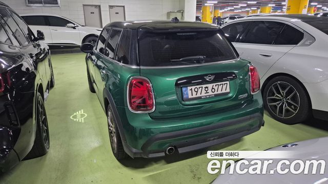 Mini Cooper 5-Door Classic Plus 3rd - фото 2