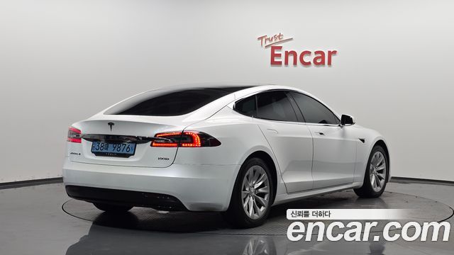 Tesla Model S 100D - фото 1