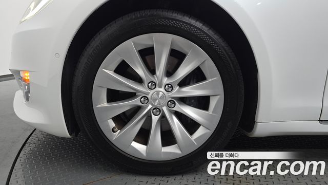 Tesla Model S 100D - фото 4