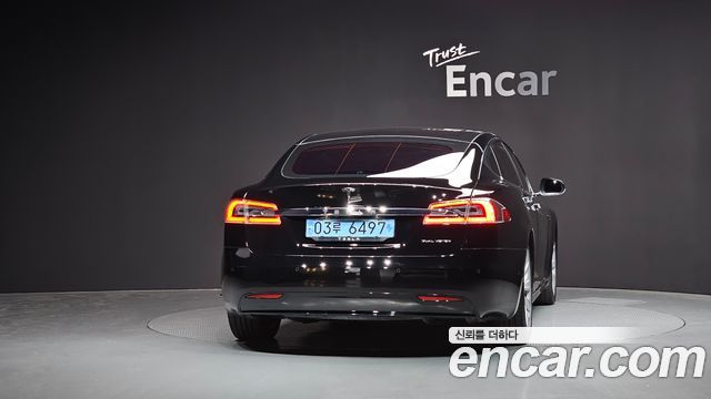 Tesla Model S Long Range - фото 3