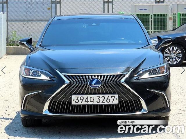 Lexus ES 7-го поколения Luxury Plus - фото 0