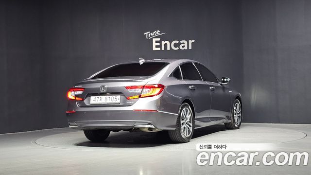 Honda Accord 10-го поколения 2.0 Hybrid EX-L - фото 1