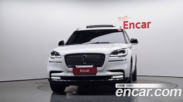 Lincoln Aviator 2-го поколения 3.0 Reserve AWD - фото 2