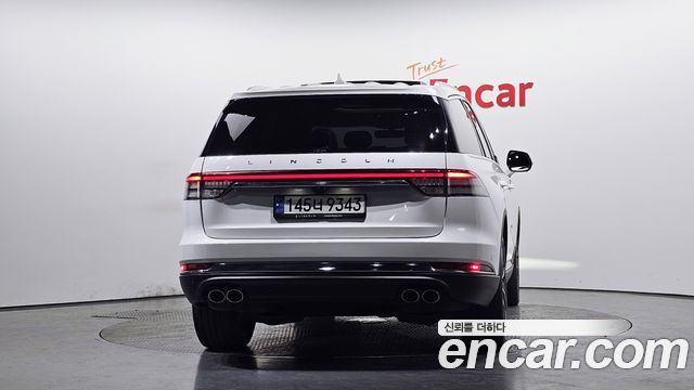 Lincoln Aviator 2-го поколения 3.0 Reserve AWD - фото 3