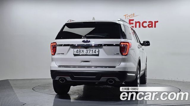 Ford Explorer 2.3 Limited 4WD 5th - фото 3