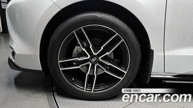 Toyota Sienna 4-го поколения 2.5 Hybrid AWD - фото 4