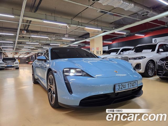 Porsche Taycan 4S - фото 1