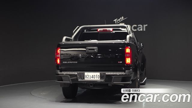 Chevrolet (GM Daewoo) Colorado 3.6 Z71-X Midnight 4WD - фото 3
