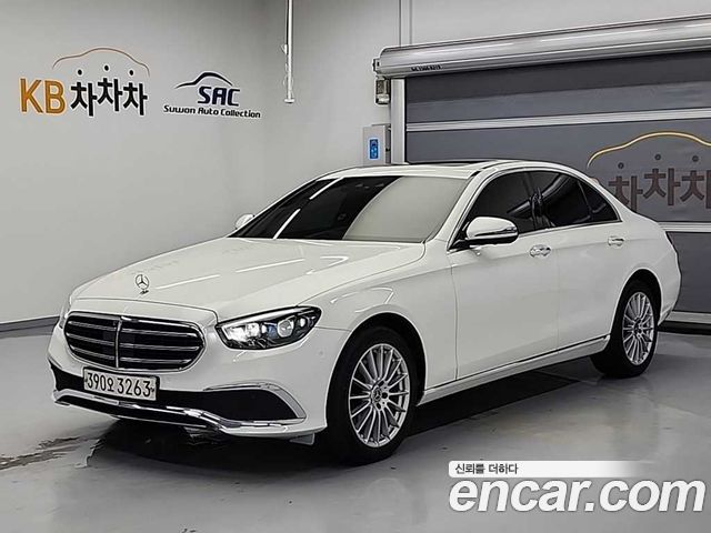Mercedes-Benz E-Class W213 E220d 4MATIC Exclusive - фото 0