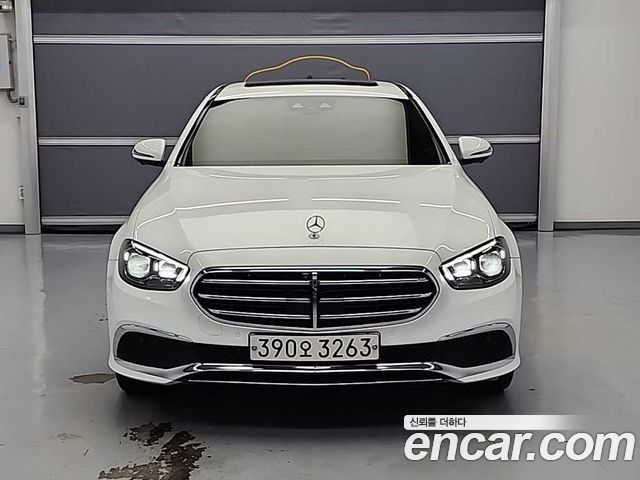 Mercedes-Benz E-Class W213 E220d 4MATIC Exclusive - фото 1