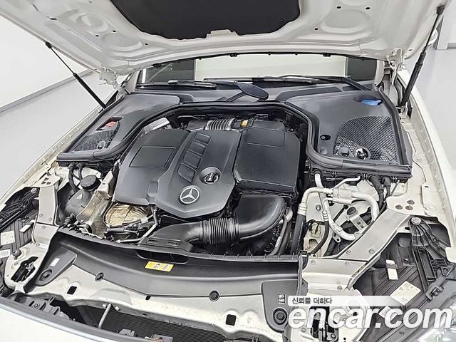 Mercedes-Benz E-Class W213 E220d 4MATIC Exclusive - фото 4
