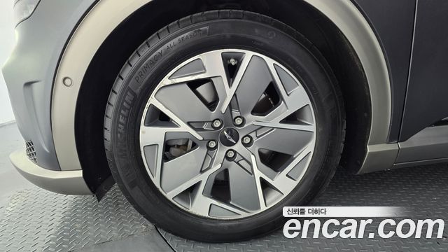 Genesis GV60 Standard - фото 4