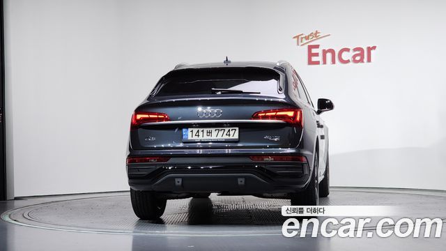 Audi Q5 FY 40 TDI Quattro Sportback - фото 3