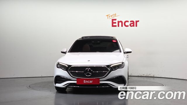 Mercedes-Benz E-Class W214 E200 AMG Line - фото 2
