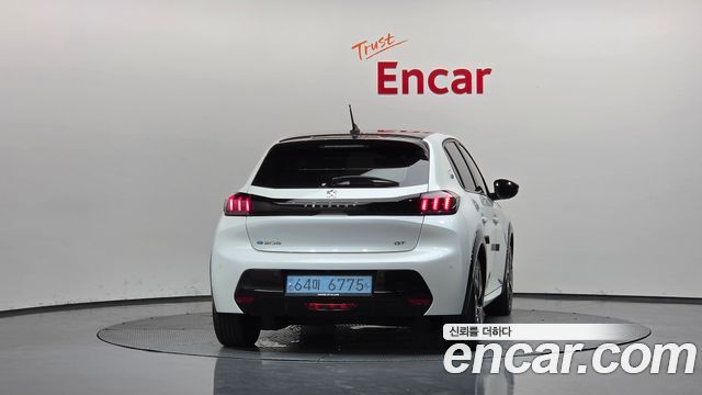 Peugeot 208 2-го поколения GT - фото 2