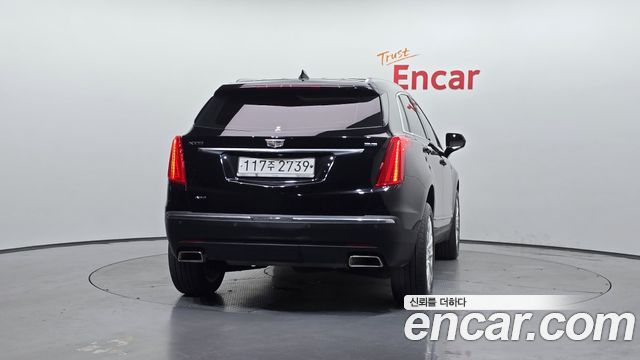 Cadillac XT5 3.6 Premium AWD - фото 3