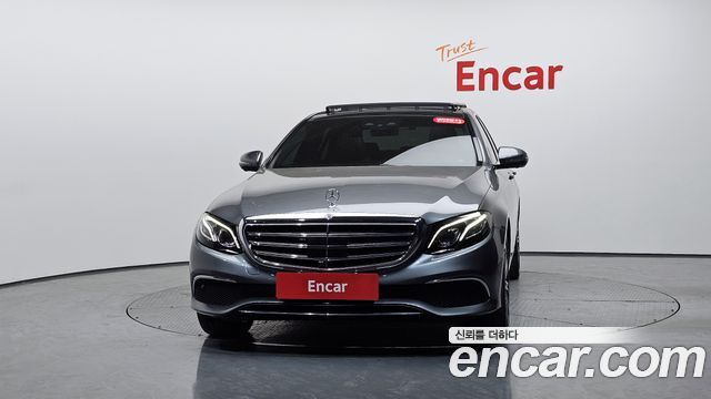 Mercedes-Benz E-Class W213 E450 4MATIC Exclusive - фото 1
