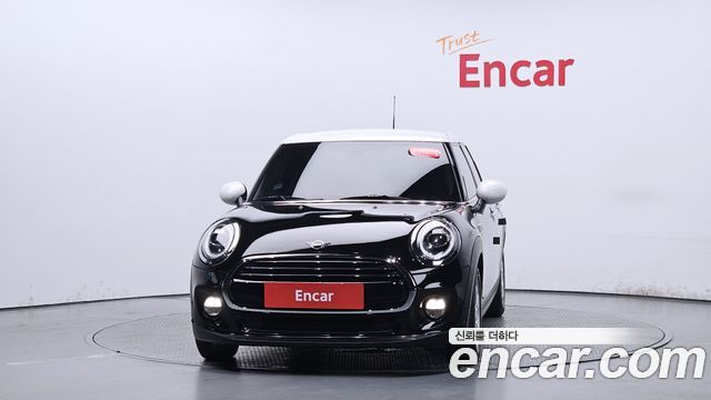 Mini Cooper 5Door Standard 3rd - фото 1