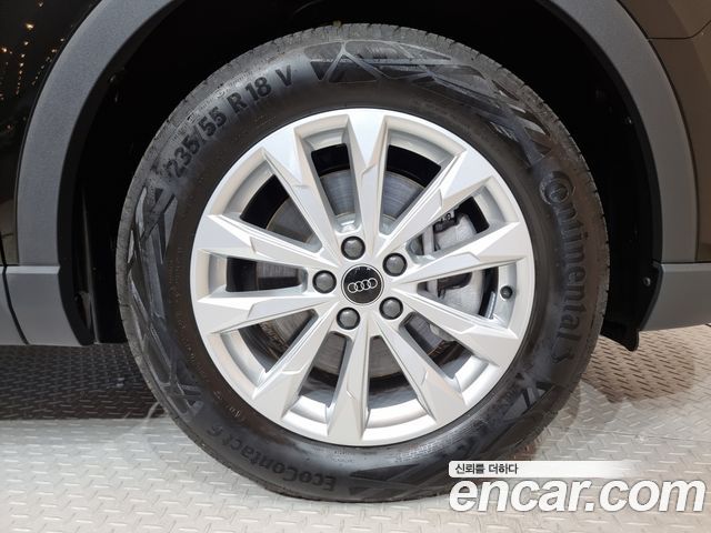 Audi Q3 F3 40 TFSI Quattro - фото 4