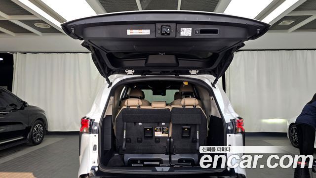 Toyota Sienna 4-го поколения 2.5 Hybrid 2WD - фото 4