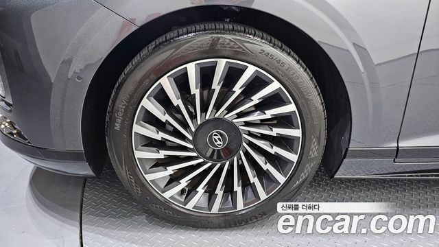 Hyundai Grandeur GN7, гибрид Calligraphy - фото 4