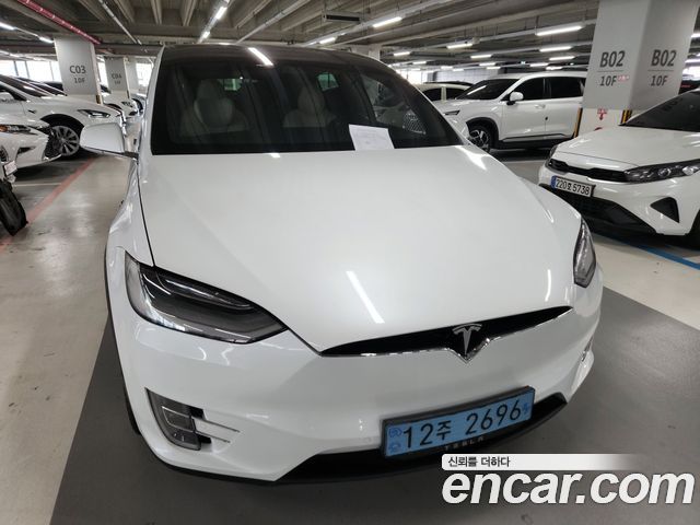 Tesla Model X Long Range - фото 2