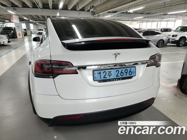 Tesla Model X Long Range - фото 3