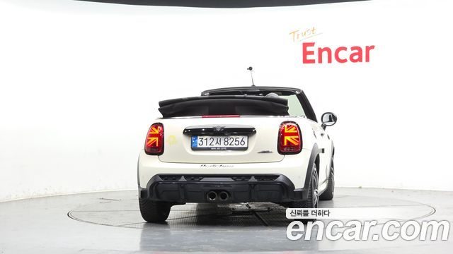 Mini Cooper Convertible 4-го поколения JCW - фото 3