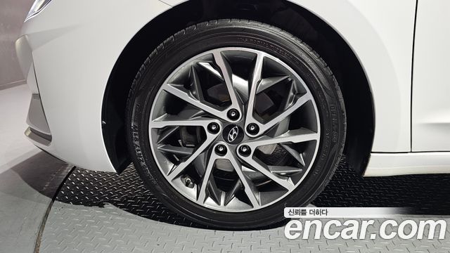 Hyundai Avante Новый AD 1.6 Smart - фото 4