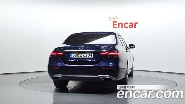 Mercedes-Benz E-Class W213 E300e 4MATIC Exclusive - фото 3