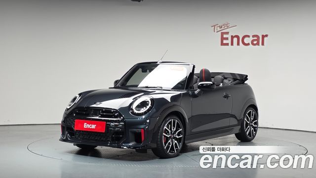 Mini Cooper Convertible 4-го поколения JCW - фото 0
