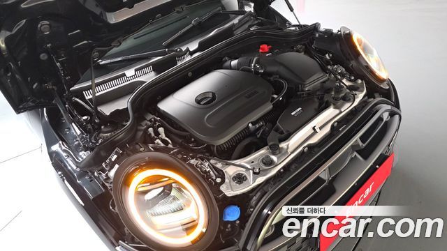 Mini Cooper Convertible 4-го поколения JCW - фото 4